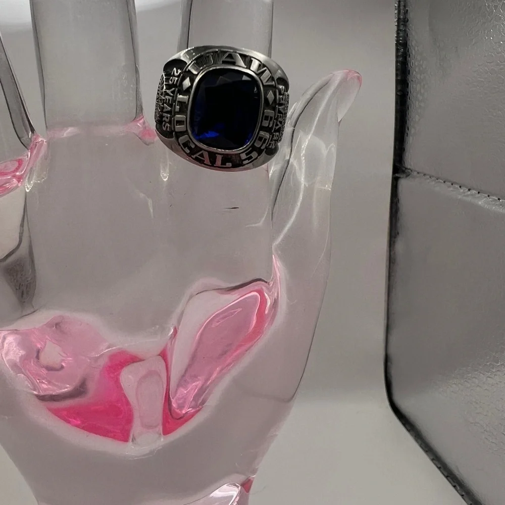 Men's UAW Local 599 25 years member ring with Sapphire stone size 9